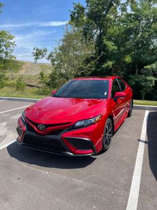 Used 2023 Toyota Camry SE