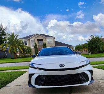 Used 2025 Toyota Camry SE