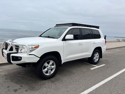 Used 2008 Toyota Land Cruiser w/ Upgrade Pkg