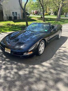 Used 1998 Chevrolet Corvette Convertible w/ Memory Pkg