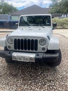 Used 2015 Jeep Wrangler Unlimited Sahara w/ Connectivity Group