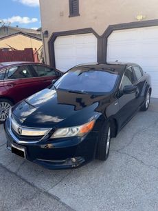 Used 2013 Acura ILX Hybrid w/ Technology Package