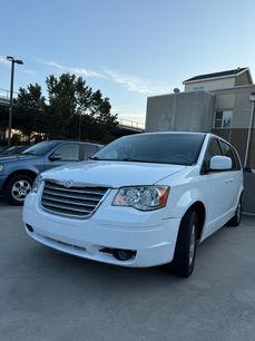 Used 2010 Chrysler Town & Country Touring