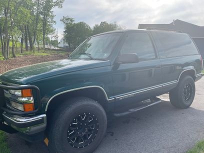 Used 1998 Chevrolet Tahoe 4WD 2-Door