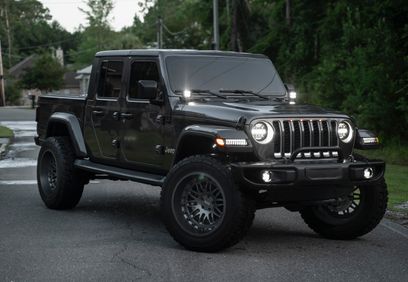 Used 2021 Jeep Gladiator Overland w/ Popular Equipment Package