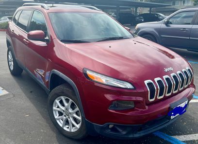 Used 2015 Jeep Cherokee Latitude w/ Comfort/Convenience Group