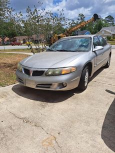 Used 2005 Pontiac Bonneville SE