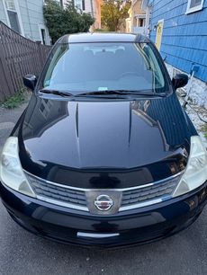 Used 2009 Nissan Versa SL