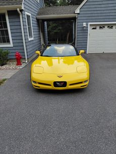 Used 2000 Chevrolet Corvette Convertible w/ Memory Pkg