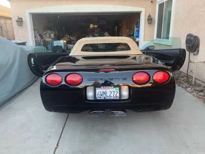 Used 2000 Chevrolet Corvette Convertible w/ Memory Pkg