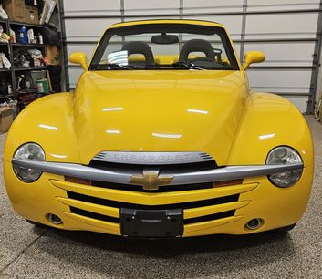 Used 2004 Chevrolet SSR w/ Preferred Equipment Group