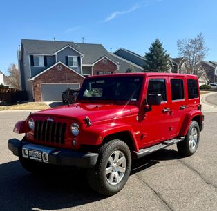 Used 2014 Jeep Wrangler Unlimited Sahara w/ Connectivity Group