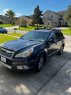 Used 2011 Subaru Outback 2.5i Premium w/ All-Weather Pkg