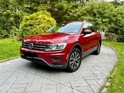 Used 2019 Volkswagen Tiguan SE w/ Panoramic Sunroof Package