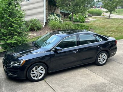 Used 2018 Volkswagen Passat 2.0T SE
