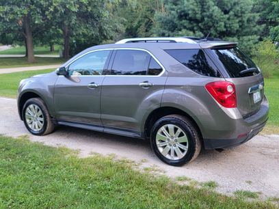 Used 2010 Chevrolet Equinox LT w/ Chrome Appearance Package