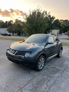 Used 2011 Nissan Juke SV w/ Sport Pkg