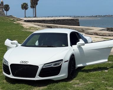 Used 2014 Audi R8 V10
