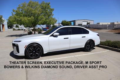 Used 2023 BMW i7 xDrive60 w/ Executive Package 2