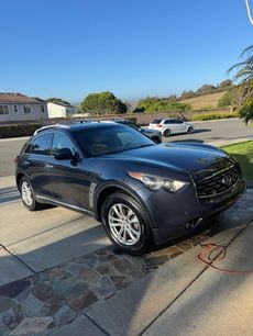 Used 2009 INFINITI FX35 2WD w/ Navigation Pkg