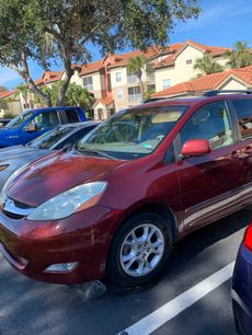 Used 2006 Toyota Sienna XLE