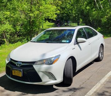 Used 2017 Toyota Camry SE
