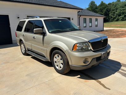 Used 2004 Lincoln Navigator 2WD