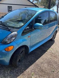 Used 2014 Mitsubishi i ES