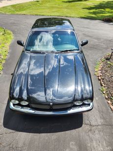 Used 1998 Jaguar XJ8