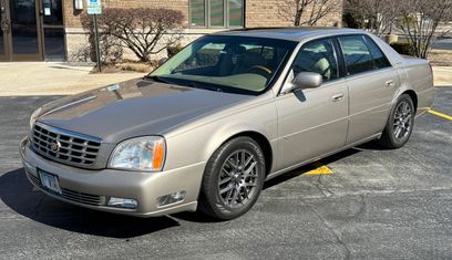Used 2004 Cadillac De Ville DTS w/ Equipment Group