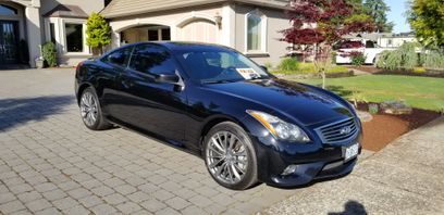 Used 2011 INFINITI G37 x Coupe w/ Premium Pkg