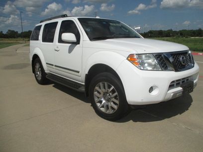 Used 2010 Nissan Pathfinder LE