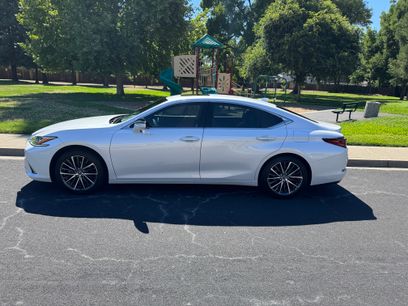 Used 2024 Lexus ES 350 w/ Premium Package