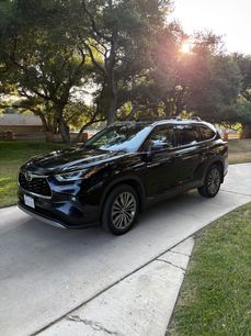 Used 2020 Toyota Highlander Limited Platinum