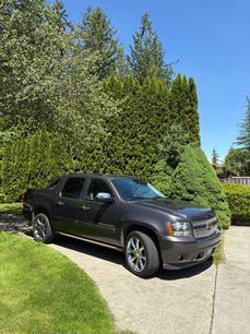 Used 2010 Chevrolet Avalanche LTZ