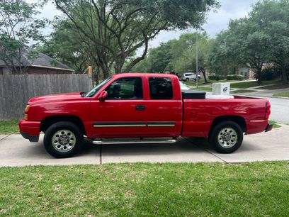 Used 2007 Chevrolet Silverado 1500 LT w/ Extended Cab Value Package