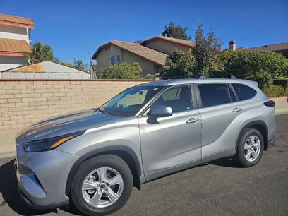 Used 2024 Toyota Highlander LE