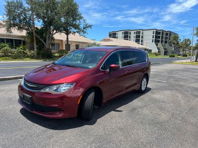 Used 2018 Chrysler Pacifica LX