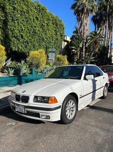 Used 1998 BMW 318i Sedan