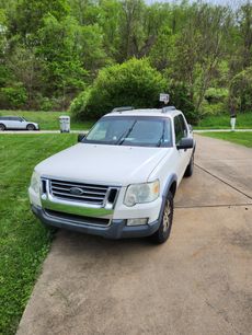 Used 2010 Ford Explorer Sport Trac XLT