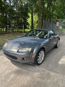 Used 2006 MAZDA MX-5 Miata Sport