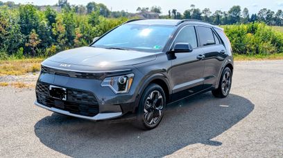 Used 2023 Kia Niro Wind w/ Wind Preserve Package