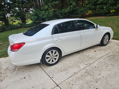 Used 2005 Toyota Avalon XLS