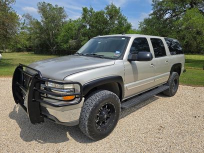Used 2005 Chevrolet Suburban 2500 LT w/ Preferred Equipment Group