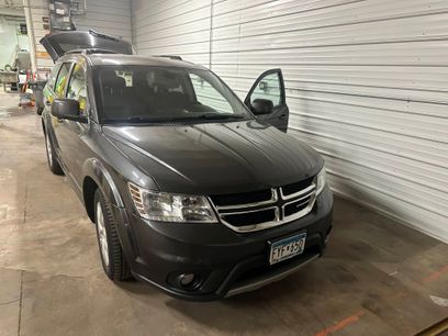 Used 2019 Dodge Journey SE