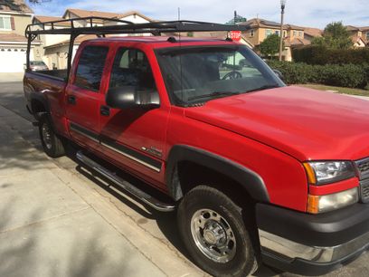 Used 2005 Chevrolet Silverado 2500 LT w/ Heavy-Duty Power Package