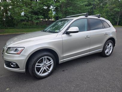 Used 2017 Audi Q5 2.0T Premium Plus w/ Technology Package