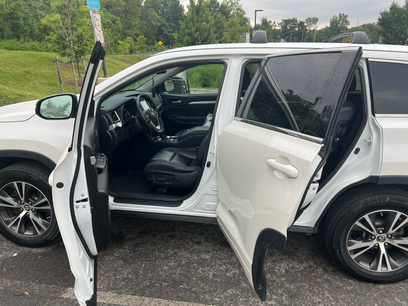 Used 2016 Toyota Highlander XLE