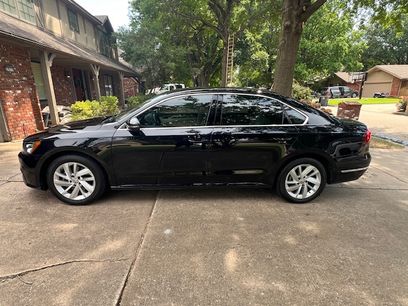 Used 2018 Volkswagen Passat 2.0T SE