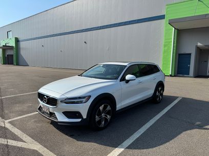 Used 2021 Volvo V60 T5 Cross Country w/ Climate Package